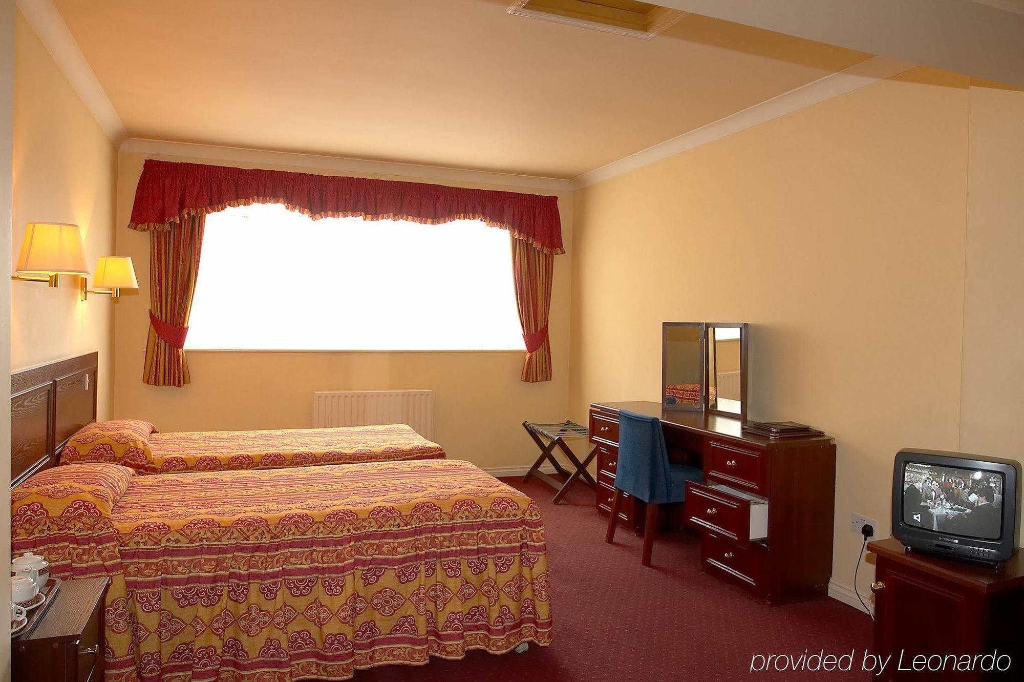 Potters International Hotel Aldershot Pokoj fotografie