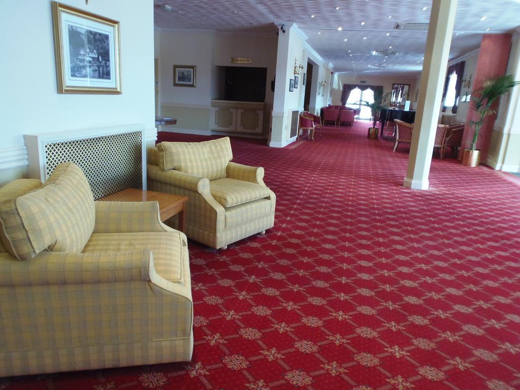 Potters International Hotel Aldershot Exteriér fotografie